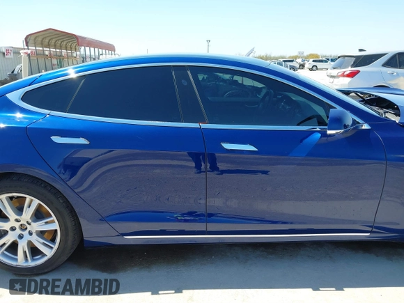 2020 Tesla Model S Long Range with VIN 5YJSA1E25LF401362, listed as a IAAI auction lot 41771363 with 28,015 mi miles. Bid and sale history available at carsss.com. Image 13.