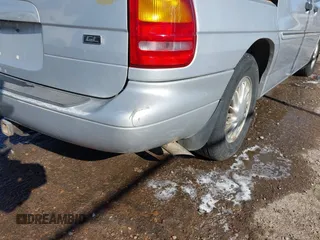 1998 Ford Windstar GL with VIN 2FMDA5144WBA72335, listed as a IAAI auction lot 41750719 with 124,803 mi miles and . Bid and sale history available at carsss.com. Image 6.