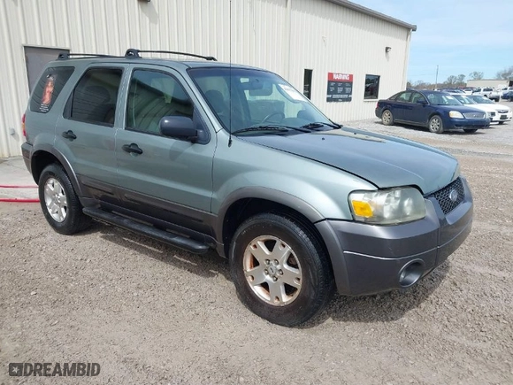 2006 Ford Escape XLT with VIN 1FMYU93166KB46038, listed as a IAAI auction lot 41877801 with 278,459 mi miles. Bid and sale history available at carsss.com. Image 1.