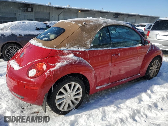 2008 Volkswagen Beetle SE with VIN 3VWRF31Y28M416018, listed as a Copart auction lot 88209925 with 90,529 mi miles and Salvage title. Bid and sale history available at DreamBid. Image 3.