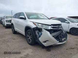 2018 Toyota Highlander LE с VIN 5TDZZRFH2JS244925, выставлен на аукционе IAAI как лот 41683745 с пробегом 104 182 миль миль и . История ставок и продаж доступна на DreamBid. Изображение 1.