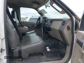 2010 Ford F-250 XL with VIN 1FTSW2BRXAEB38261, listed as a IAAI auction lot 42595048 with 67,935 mi miles and . Bid and sale history available at DreamBid. Image 5.