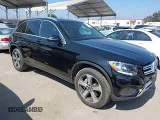 2017 Mercedes-Benz GLC 300 с VIN WDC0G4JB9HF266266, выставлен на аукционе IAAI как лот 42507389 с пробегом 67 954 миль миль и . История ставок и продаж доступна на DreamBid. Изображение 1.