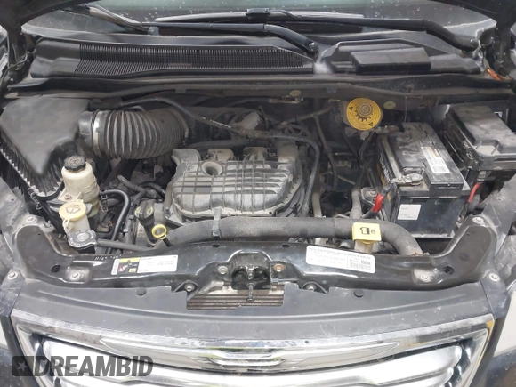 2014 Chrysler Town & Country Touring with VIN 2C4RC1BG8ER300882, listed as a IAAI auction lot 42068878 with 161,002 mi miles and . Bid and sale history available at DreamBid. Image 10.
