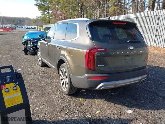 2021 Kia Telluride S with VIN 5XYP6DHC3MG124783, listed as a IAAI auction lot 41234868 with 62,988 mi miles. Bid and sale history available at carsss.com. Image 3.