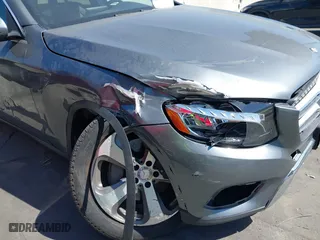 2017 Mercedes-Benz GLC with VIN WDC0G4JB9HF172775, listed as a IAAI auction lot 41865330 with 55,917 mi miles. Bid and sale history available at carsss.com. Image 6.