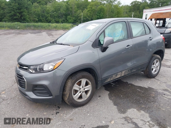 2020 Chevrolet Trax LS z VIN 3GNCJNSBXLL272365, wystawiony jako IAAI lot #40698380 z przebiegiem 39 306 mil mil oraz . Historia ofert i sprzedaży dostępna na DreamBid. Obrazek 18.