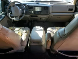 2001 Ford F-350 XL with VIN 1FTSW31F51EA66477, listed as a Copart auction lot 48676355 with 301,197 mi miles and Salvage title. Bid and sale history available at DreamBid. Image 8.