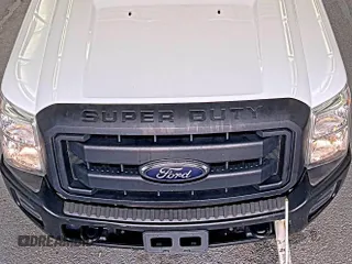 2014 Ford F-350 XL z VIN 1FTBF3A65EEB30118, wystawiony jako IAAI lot #42731343 z przebiegiem 114 298 mil mil oraz . Historia ofert i sprzedaży dostępna na DreamBid. Obrazek 33.