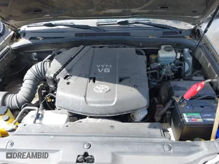 2005 Toyota 4Runner SR5 with VIN JTEZU14R950057617, listed as a IAAI auction lot 41698829 with 297,247 mi miles. Bid and sale history available at carsss.com. Image 10.