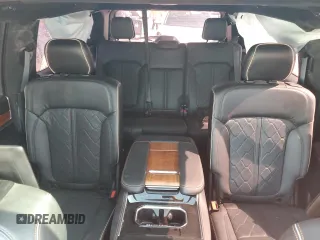 2022 Jeep Grand Wagoneer Series III с VIN 1C4SJVGJ6NS196992, выставлен на аукционе Copart как лот 52117945 с пробегом 30 898 миль миль и Списание • Salvage title. История ставок и продаж доступна на DreamBid. Изображение 10.