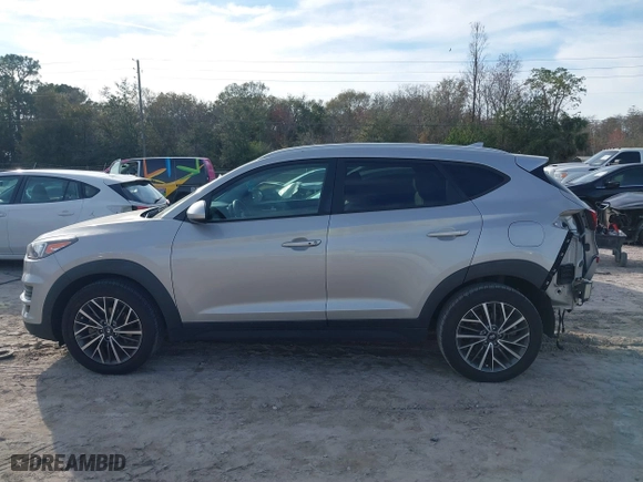 2020 Hyundai Tucson Sport with VIN KM8J33AL5LU217879, listed as a IAAI auction lot 41378700 with 82,684 mi miles. Bid and sale history available at carsss.com. Image 14.