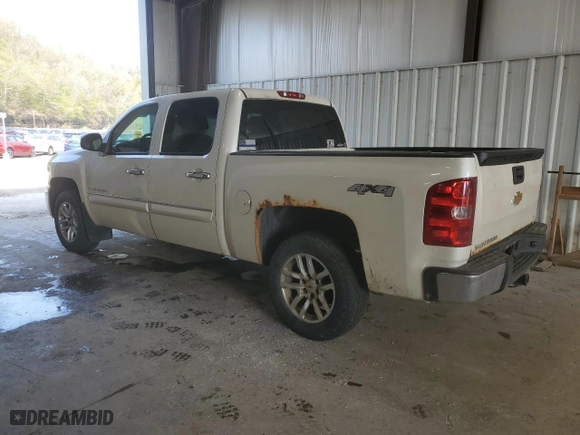 2012 Chevrolet Silverado 1500 LT with VIN 3GCPKSE71CG209368, listed as a Copart auction lot 53738015 with 239,610 mi miles and Clean Title. Bid and sale history available at carsss.com. Image 2.