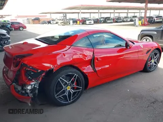 2015 Ferrari California T с VIN ZFF77XJA5F0211604, выставлен на аукционе IAAI как лот 42379871 с пробегом 3 140 миль миль и . История ставок и продаж доступна на DreamBid. Изображение 4.