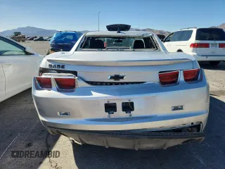 2013 Chevrolet Camaro LS z VIN 2G1FA1E38D9139569, wystawiony jako Copart lot #61077805 z przebiegiem 119 027 mil mil oraz Czysty tytuł • Clean title. Historia ofert i sprzedaży dostępna na DreamBid. Obrazek 6.