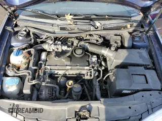 2006 Volkswagen Golf GLS z VIN 9BWGR61J264005772, wystawiony jako Copart lot #83387174 z przebiegiem 171 287 mil mil oraz Szkoda całkowita • Salvage title. Historia ofert i sprzedaży dostępna na DreamBid. Obrazek 12.
