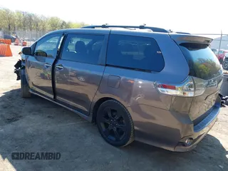 2015 Toyota Sienna SE with VIN 5TDXK3DC3FS682327, listed as a IAAI auction lot 41983156 with 141,640 mi miles. Bid and sale history available at carsss.com. Image 3.