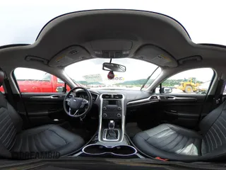 2016 Ford Fusion SE z VIN 3FA6P0T98GR111895, wystawiony jako IAAI lot #42633525 z przebiegiem 77 231 mil mil oraz . Historia ofert i sprzedaży dostępna na DreamBid. Obrazek 19.