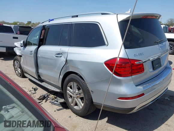 2015 Mercedes-Benz GL-Class GL 350 BlueTEC with VIN 4JGDF2EE4FA581954, listed as a IAAI auction lot 41846414 with 77,786 mi miles. Bid and sale history available at carsss.com. Image 3.