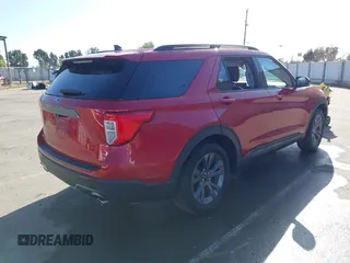 2022 Ford Explorer XLT с VIN 1FMSK7DH0NGB40877, выставлен на аукционе IAAI как лот 41947002 с пробегом 14 727 миль миль и . История ставок и продаж доступна на DreamBid. Изображение 4.