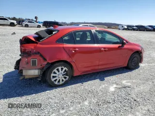 2021 Toyota Corolla LE with VIN JTDEPMAE9MJ138087, listed as a Copart auction lot 47800135 with 46,969 mi miles and Salvage Title. Bid and sale history available at DreamBid. Image 3.