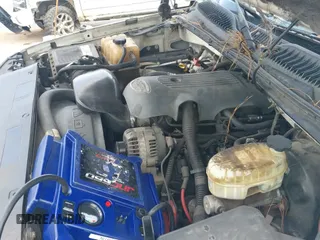 2003 Chevrolet Silverado 1500 LS с VIN 1GCEK19T83E171878, выставлен на аукционе IAAI как лот 43033966 с пробегом 306 489 миль миль и . История ставок и продаж доступна на DreamBid. Изображение 19.