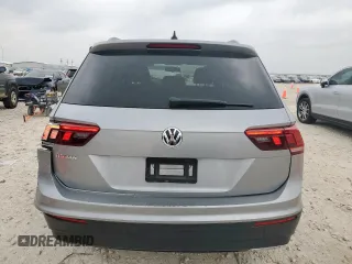 2021 Volkswagen Tiguan S with VIN 3VV1B7AX0MM033300, listed as a Copart auction lot 57270715 with 70,125 mi miles and Salvage title. Bid and sale history available at DreamBid. Image 6.