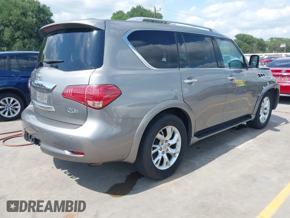 2012 Infiniti QX56 7-passenger z VIN JN8AZ2NF9C9517675, wystawiony jako IAAI lot #42138696 z przebiegiem 129 478 mil mil oraz . Historia ofert i sprzedaży dostępna na DreamBid. Obrazek 4.