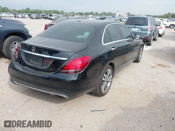 2019 Mercedes-Benz C 300 with VIN 55SWF8DB5KU311624, listed as a IAAI auction lot 41913152 with 75,656 mi miles and . Bid and sale history available at DreamBid. Image 4.