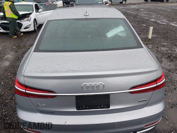 2023 Audi A6 Premium z VIN WAUD3BF27PN068058, wystawiony jako IAAI lot #42179522 z przebiegiem 7 869 mil mil oraz . Historia ofert i sprzedaży dostępna na DreamBid. Obrazek 16.