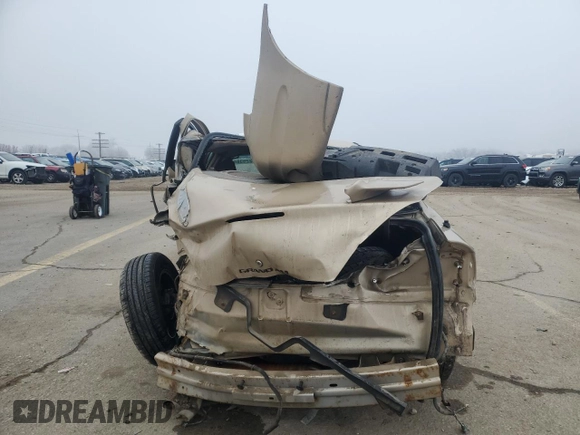 2004 Pontiac Grand Am SE1 with VIN 1G2NF52E74C211246, listed as a Copart auction lot 83229384 with 0 mi miles and Salvage Title. Bid and sale history available at carsss.com. Image 6.