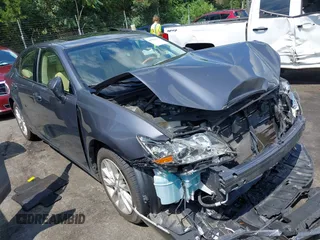 2013 Lexus ES 300h z VIN JTHBW1GG6D2029091, wystawiony jako IAAI lot #42591195 z przebiegiem 83 739 mil mil oraz . Historia ofert i sprzedaży dostępna na DreamBid. Obrazek 1.