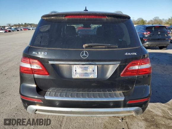 2012 Mercedes-Benz M 550 z VIN 4JGDA7DB3CA090841, wystawiony jako Copart lot #80319204 z przebiegiem 230 125 mil mil oraz Czysty tytuł • Clean title. Historia ofert i sprzedaży dostępna na DreamBid. Obrazek 6.