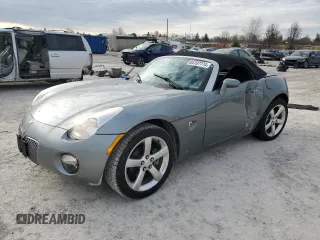 2007 Pontiac Solstice z VIN 1G2MB35BX7Y109153, wystawiony jako Copart lot #84707774 z przebiegiem 34 574 mil mil oraz Szkoda całkowita • Salvage title. Historia ofert i sprzedaży dostępna na DreamBid. Obrazek 1.