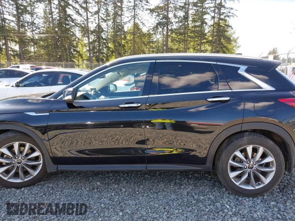 2021 Infiniti QX50 Luxe z VIN 3PCAJ5BB4MF115477, wystawiony jako IAAI lot #42088105 z przebiegiem 49 821 mil mil oraz . Historia ofert i sprzedaży dostępna na DreamBid. Obrazek 14.