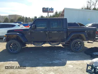 2022 Jeep Gladiator Texas Trail with VIN 1C6HJTAGXNL160784, listed as a IAAI auction lot 41796235 with 81,783 mi miles. Bid and sale history available at carsss.com. Image 15.
