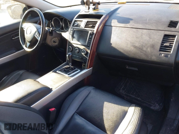 2008 Mazda CX-9 Touring with VIN JM3TB38V880133679, listed as a IAAI auction lot 41467527 with 172,860 mi miles. Bid and sale history available at carsss.com. Image 5.