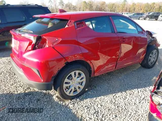 2020 Toyota C-HR LE with VIN JTNKHMBXXL1090061, listed as a IAAI auction lot 41124269 with 99,034 mi miles. Bid and sale history available at carsss.com. Image 4.