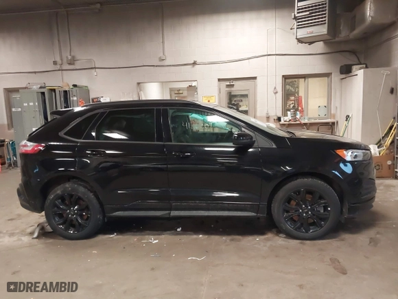 2022 Ford Edge SE with VIN 2FMPK4G98NBA40316, listed as a IAAI auction lot 41262097 with 45,410 mi miles. Bid and sale history available at carsss.com. Image 13.