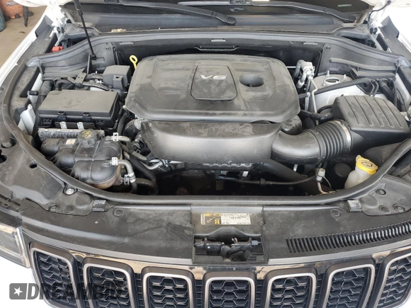 2019 Jeep Grand Cherokee Limited with VIN 1C4RJFBG4KC563555, listed as a Copart auction lot 60448475 with 79,028 mi miles and Salvage title. Bid and sale history available at DreamBid. Image 12.