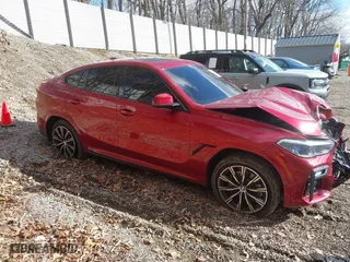 2021 BMW X6 xDrive40i with VIN 5UXCY6C01M9F72797, listed as a IAAI auction lot 41810317 with 16,084 mi miles. Bid and sale history available at carsss.com. Image 14.