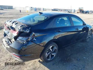 2023 Hyundai Elantra SEL z VIN KMHLS4AG8PU599223, wystawiony jako IAAI lot #41295731 z przebiegiem 13 255 mil mil oraz . Historia ofert i sprzedaży dostępna na DreamBid. Obrazek 4.