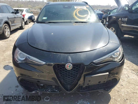 2018 Alfa Romeo Stelvio Ti Sport z VIN ZASFAKNNXJ7B84760, wystawiony jako Copart lot #52219395 z przebiegiem 110 145 mil mil oraz Czysty tytuł • Clean title. Historia ofert i sprzedaży dostępna na DreamBid. Obrazek 5.