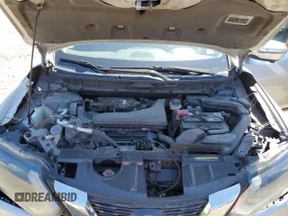 2018 Nissan Rogue SV z VIN 5N1AT2MV7JC730402, wystawiony jako Copart lot #58430025 z przebiegiem 169 627 mil mil oraz Szkoda całkowita • Salvage title. Historia ofert i sprzedaży dostępna na DreamBid. Obrazek 12.
