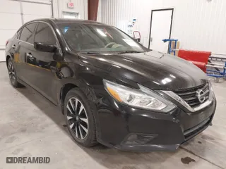 2018 Nissan Altima 2.5 SR with VIN 1N4AL3AP2JC112121, listed as a IAAI auction lot 41551249 with 128,195 mi miles. Bid and sale history available at carsss.com. Image 1.