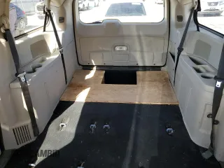 2014 Dodge Grand Caravan SE with VIN 2C4RDGBG4ER400512, listed as a Copart auction lot 52416965 with 141,475 mi miles and Clean Title. Bid and sale history available at DreamBid. Image 10.