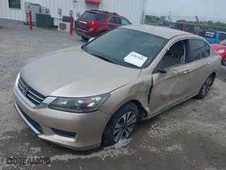 2013 Honda Accord Sdn LX with VIN 1HGCR2F30DA155567, listed as a IAAI auction lot 42007019 with 203,253 mi miles. Bid and sale history available at carsss.com. Image 17.