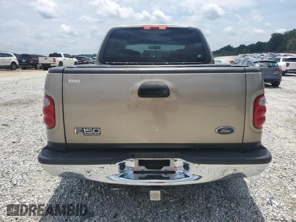 2001 Ford F-150 XLT z VIN 1FTRW07L81KF68346, wystawiony jako Copart lot #57460445 z przebiegiem Nie podano mil oraz Szkoda całkowita • Salvage title. Historia ofert i sprzedaży dostępna na DreamBid. Obrazek 6.