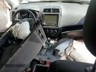 2021 Mitsubishi Outlander ES с VIN JA4ARUAU7MU025506, выставлен на аукционе Copart как лот 50830495 с пробегом Не указан миль и Списание • Salvage title. История ставок и продаж доступна на DreamBid. Изображение 8.