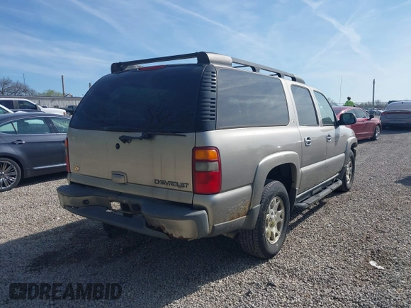 2003 Chevrolet Suburban Z71 with VIN 3GNFK16Z73G190936, listed as a IAAI auction lot 42078452 with 231,121 mi miles. Bid and sale history available at carsss.com. Image 4.